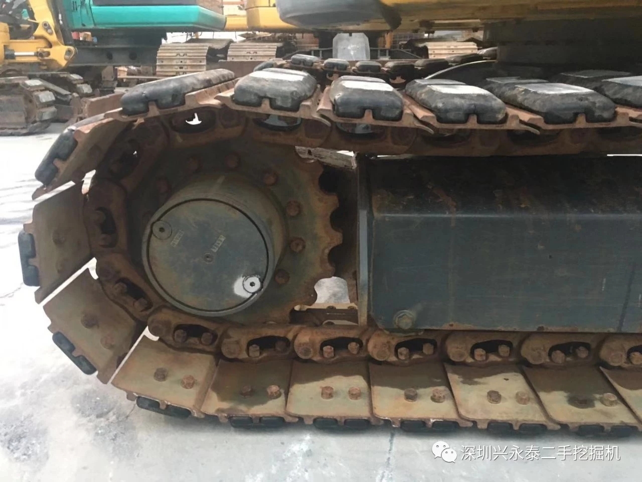 Well-maintained used mini komatsu pc40 excavator opened cabin pc 40 4 ton small digger for sale pc40mr