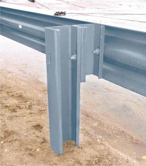 Highway Guardrail Round Head Hot Dip Galvanized Bolt for Roadway Safety Standards