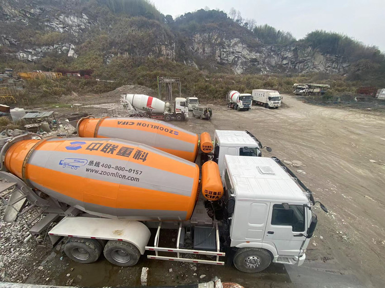 Sinotruck Howo Used Concrete Mixer Truck