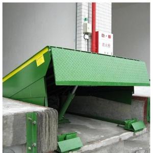 China Portable 1200mm Hydraulic Dock Levelers 8000kg Loading Dock Ramps wholesale