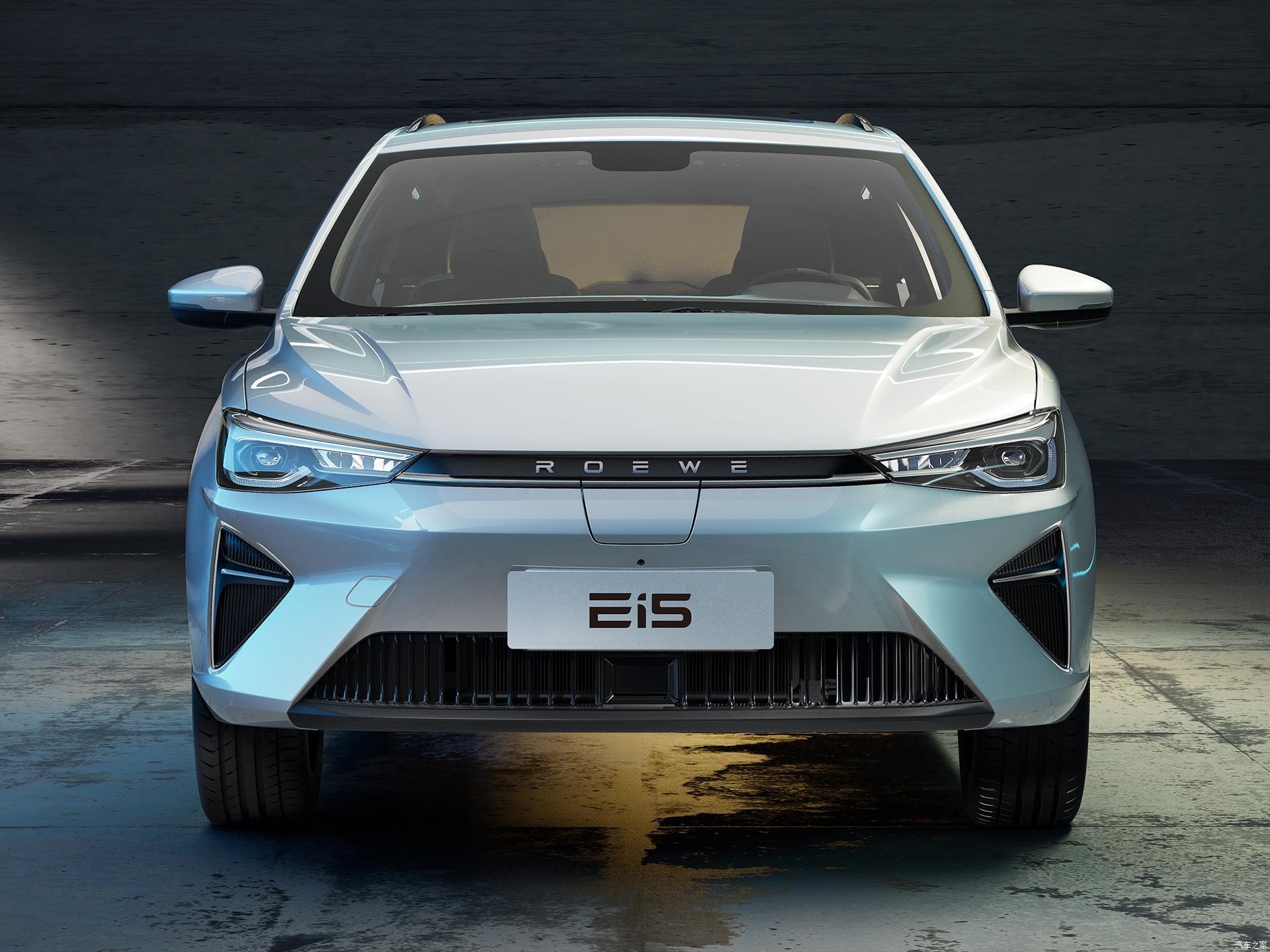 Roewe Ei5 Electric Wagon 4 Wheel Drive SUV 5 doors 5 seats 145km/H