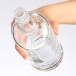 550ml/700ml/750ml Wine Red Wine Spirits Glass Bottle with Screw Cap Big Belly