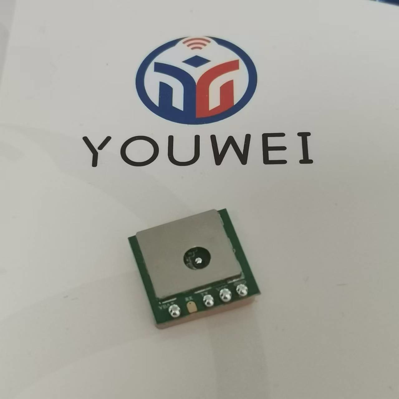 High Performance Gps Tracking Module GNSS Module For Accurate Positioning And Navigation