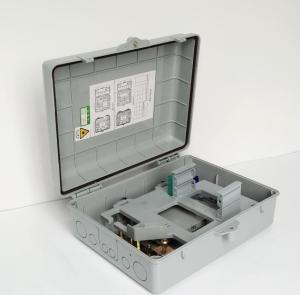 China Pole Mounted Plastic Optical Distribution Box 1x16 , 340*265*120mm wholesale