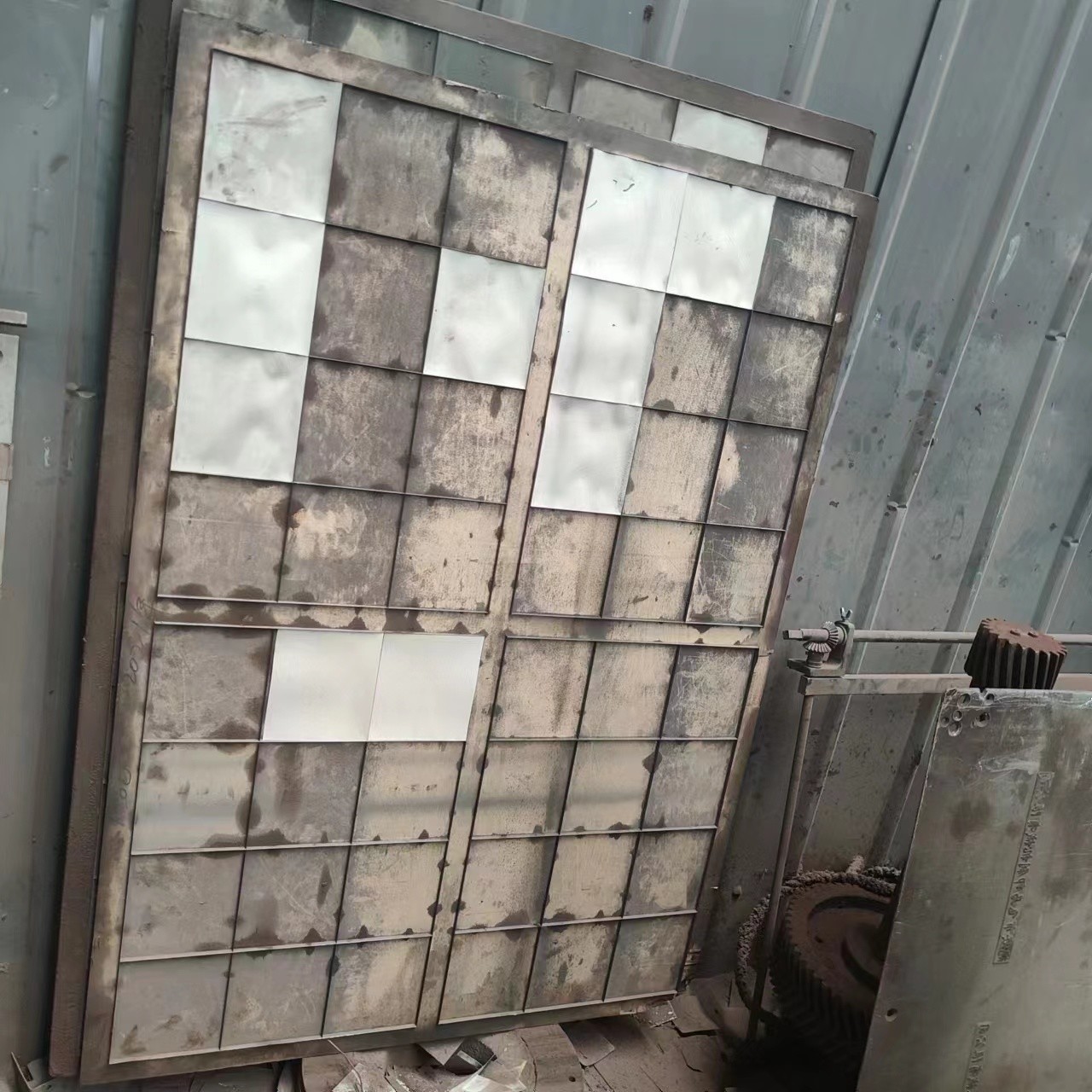 Carton Flat Press Emboss Indentation Machine 1500Model Of Die Cutting 7.5KW 1500*1050