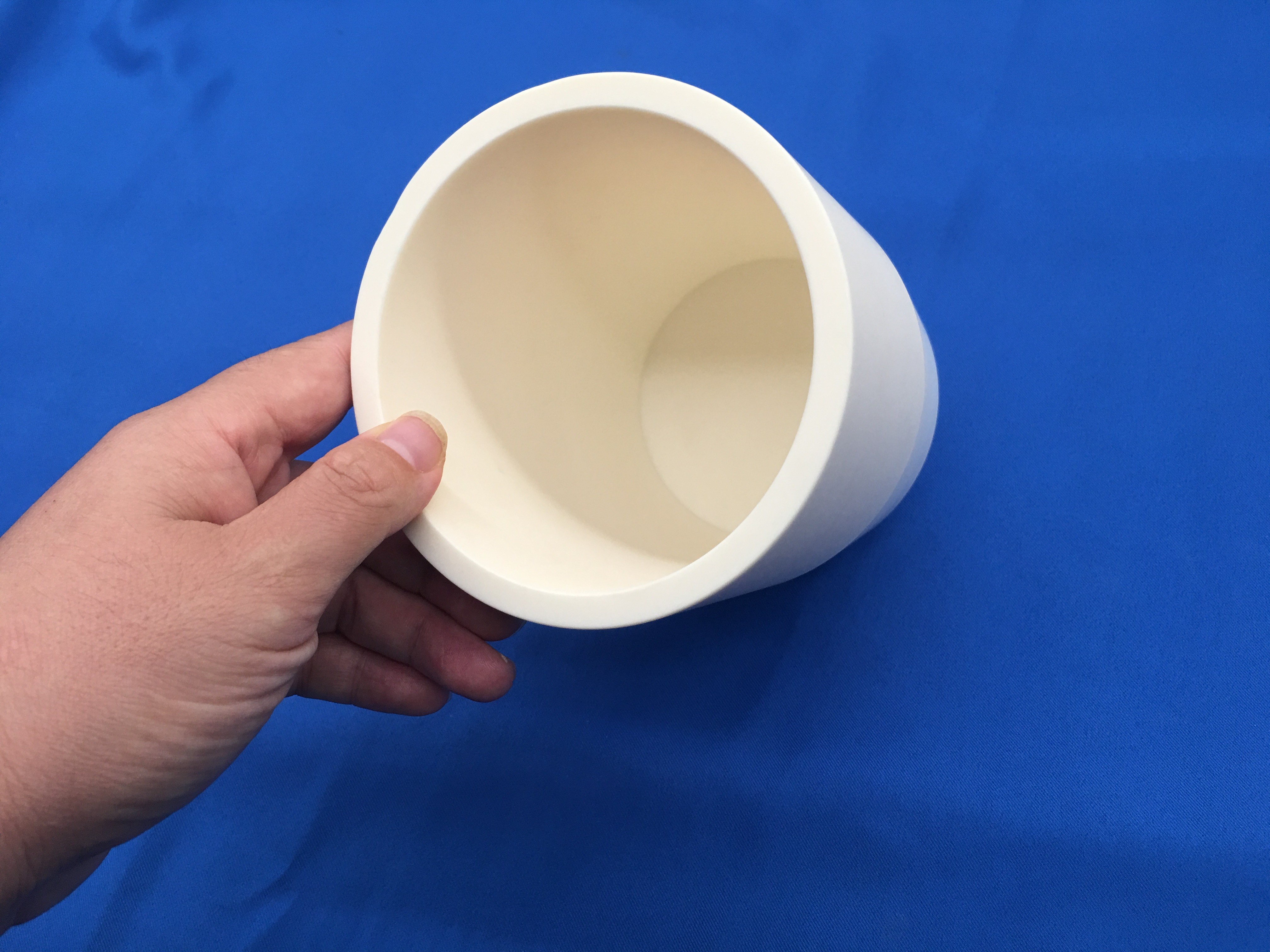 Supply Customized AL2O3 Precision 95%-99.99% high Quality Alumina Ceramic Substrate Plate