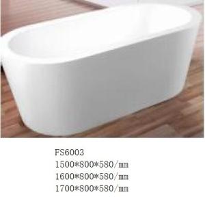 China Light Weight Durable Bathroom Freestanding Tub / Modern Deep Soaking Bathtub wholesale