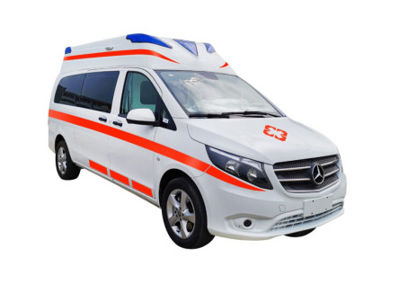 Gasoline Mercedes Benz Ambulance 7 Seat Front Mounted 4×2 Automatic Transmission