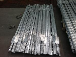 China 30*30*3 Mm Studded Tpost Hot Dipped Galvanized 0.95lb/Ft wholesale