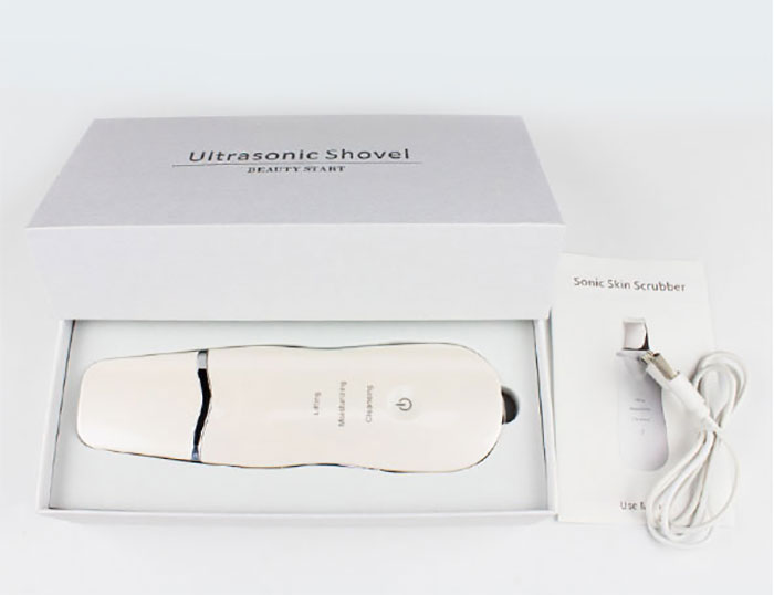 Portable Ultrasonic Skin Scrubber Machine Deep Cleansing Exfoliators For Home Use