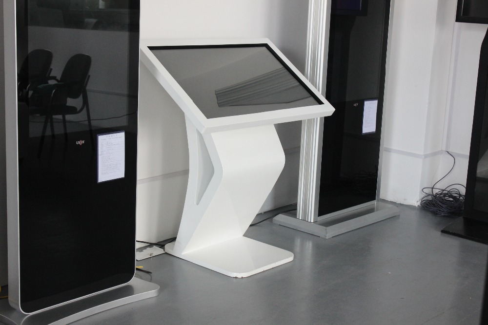24" inch LED all-in-one touchscreen PC Kiosk stand digital AD signage information interactive display