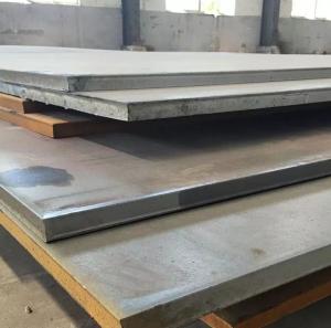 China Astm A36 Q235 Q345 Ss400 6mm 8mm 9mm 12mm SAE 1006 1010 1070 Black Surface Iron Ship Carbon Steel Plate wholesale