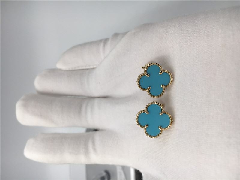 Van Cleef Arpels Sweet Alhambra earstuds 18k yellow gold with turquoise