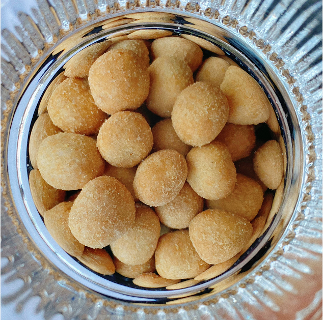 Can't miss the delicious snacks peanuts multi-flavor cheese coated peanuts snacks