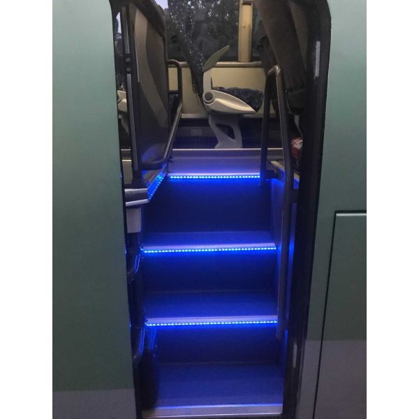 Kinglong Bus Double Doors Used Coach Bus 51 Seats Airbag Chassis XMQ6113 Yuchai Rear Engine