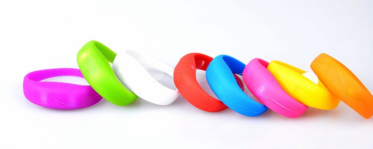 Glow Motion Lighted Rfid Silicone Wristband , Luces Concierto Rfid Bracelet For Events