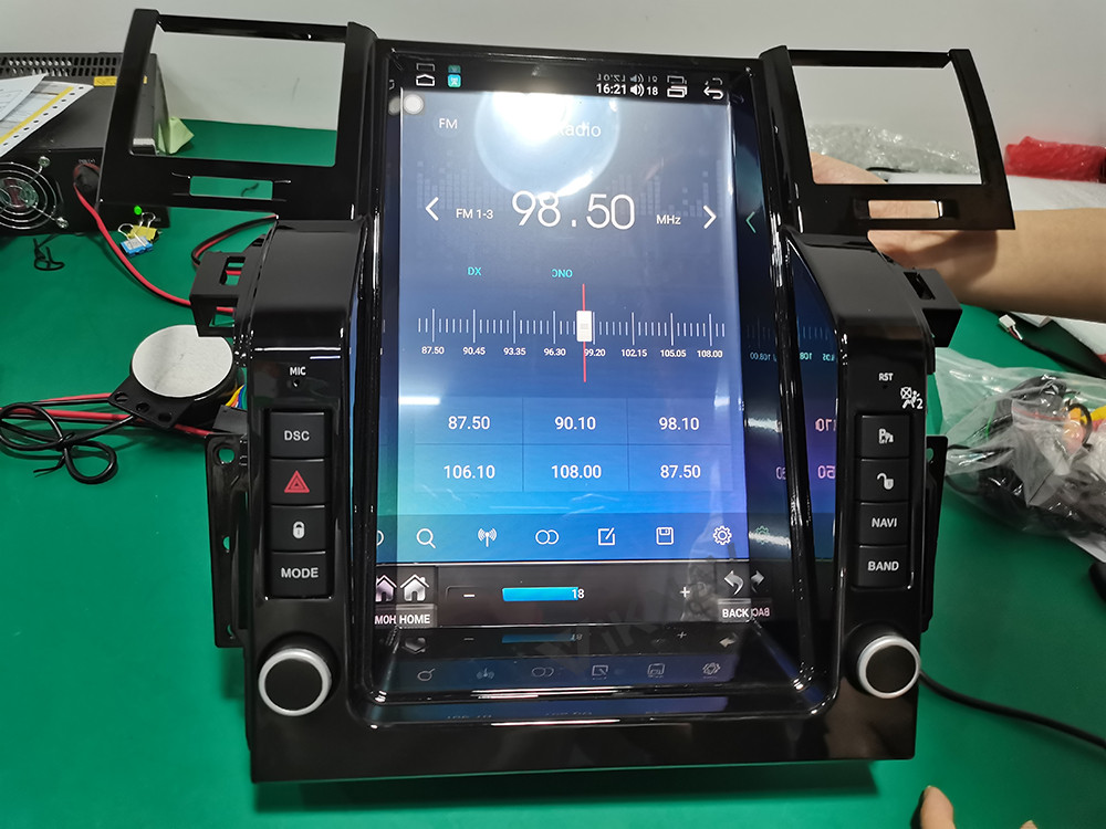 Viknav Car Radio For Range Rover Sport L320 (2005-2009) 12.1 Inch Android Auto Radio Vertical Screen Multimedia Player