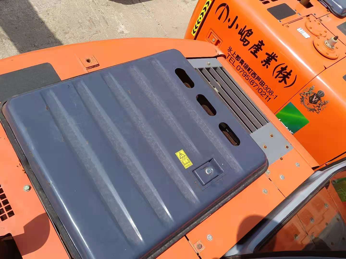 Pre Owned Hitachi EX120-5 Excavator 20T 1M Bucket 90 kW Power 4300 Working Hours Red Color 90% New Undercarriage