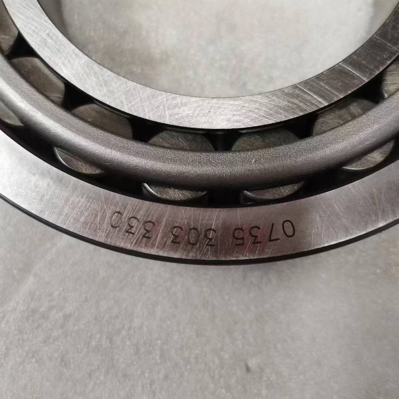 Shaanxi Shacman Car Fitment Truck Specialized 0735303330 Roller Bearings for Gear Boxes