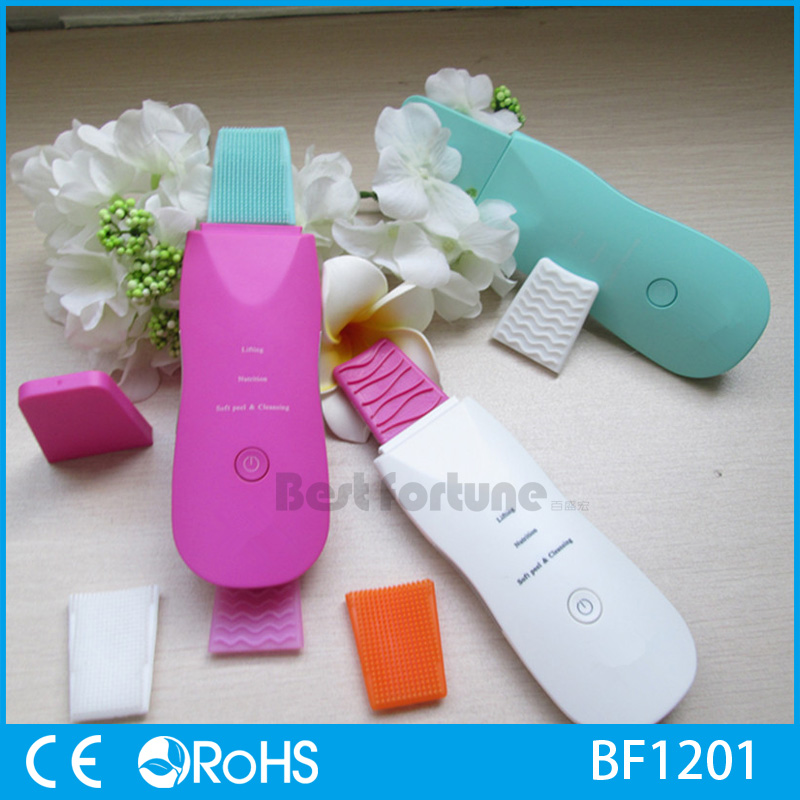3 In 1 Portable Supersonic Skin Scrubber Peeling Cleaner Ion Beauty Machine