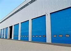 China 0.2-0.5m/s Opening Speed Industrial Sectional Doors Sandwich Construction Steel wholesale
