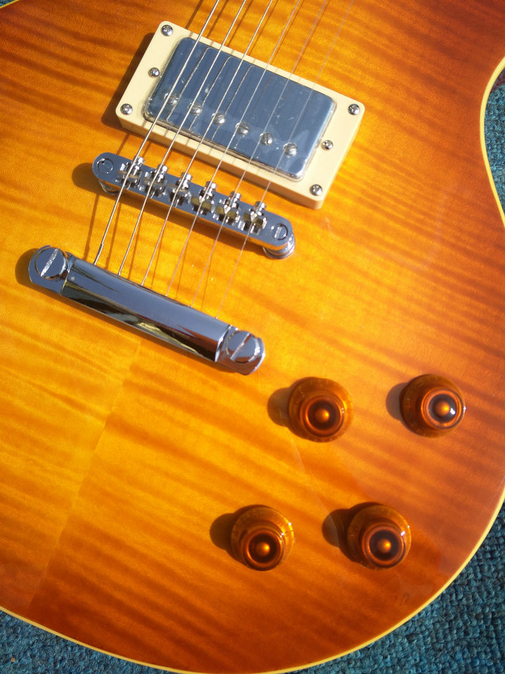 Tiger flame 1959 R9 LP standard electric guitar piece by piece neck body, Tune-o-Matic bridge, FRET binding free deliver