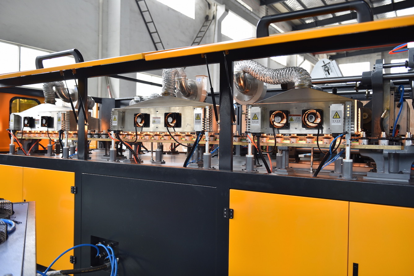 Large Bottle PET Bottle Making Machines Stainlessl Steel 304 Silver Grey