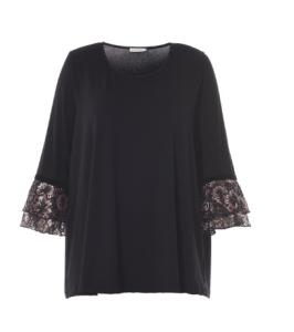 China Fashion Round Neck Ladies Oversized Shirts Casual Style With Flare Lace Cuff wholesale