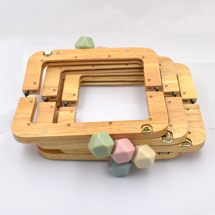 Hardness Wooden Frame Clutch Bag Antiscratch Tearproof For Wallet