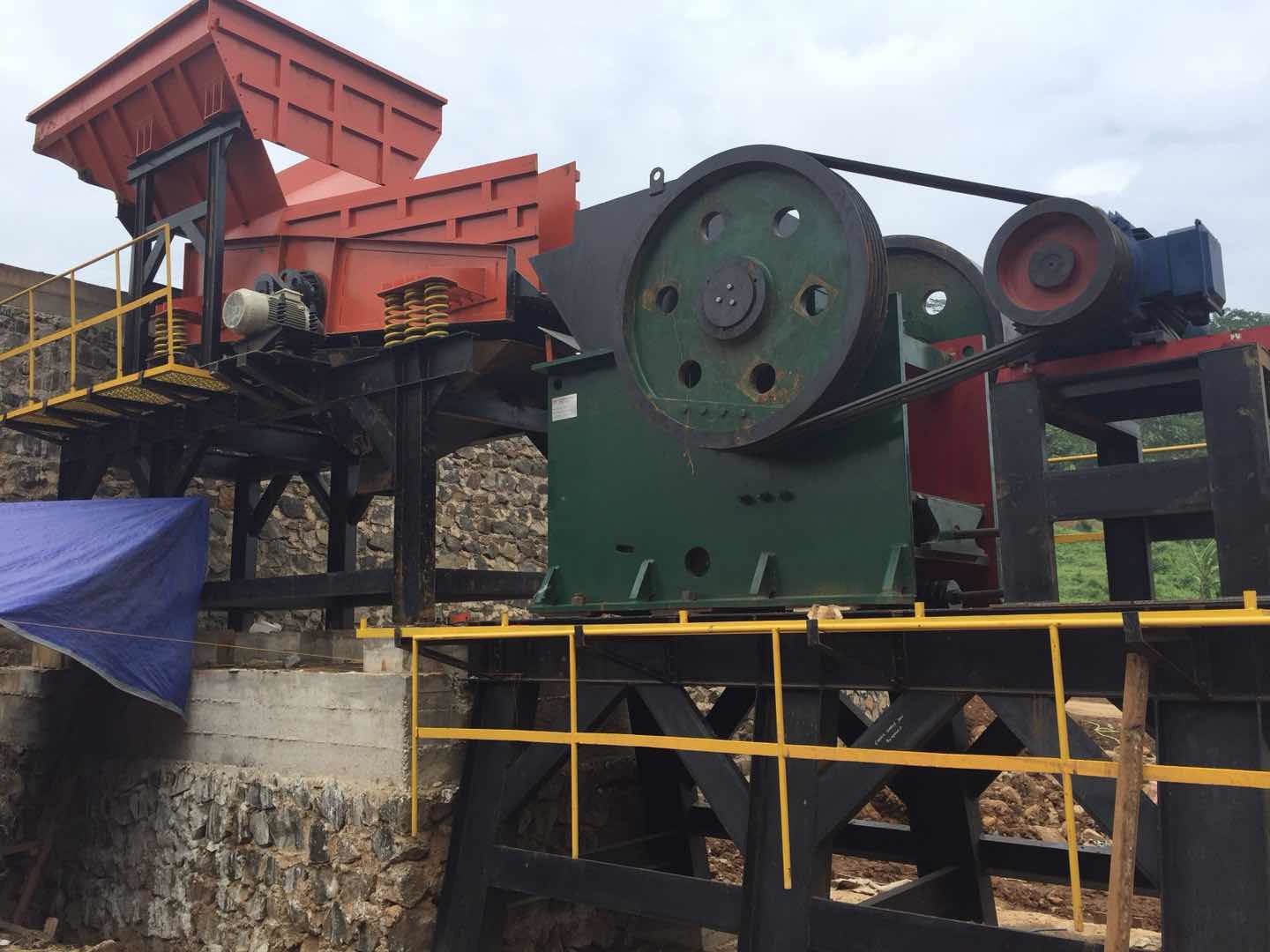 Mining Granite Basalt Hard Rock Stone Yellow Jaw Crusher AC Motor
