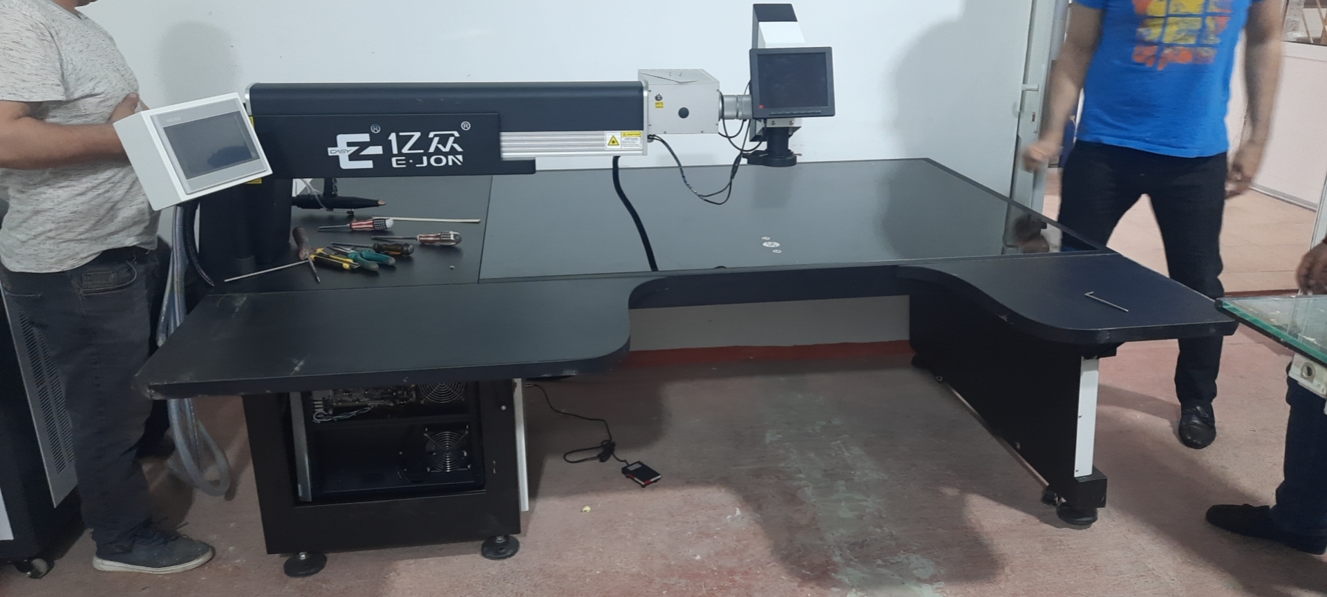 CE Handheld 300W-2000W Fiber Metal Stainless Steel Laser Welding Machine