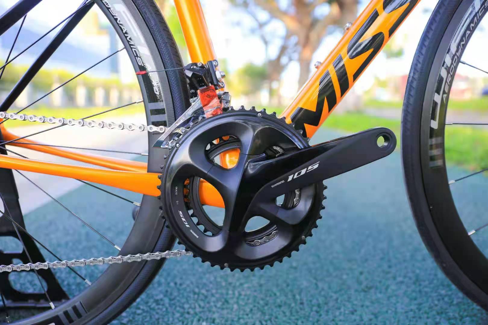 22 Speed Aluminum Alloy Road Bike R7020 700C Bicycle For Men Lightweight And Advanced