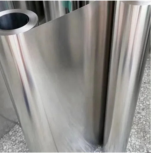 Customized Length Prepainted Ppgi Z100 Cold Rolled Steel Coil for Building Material
