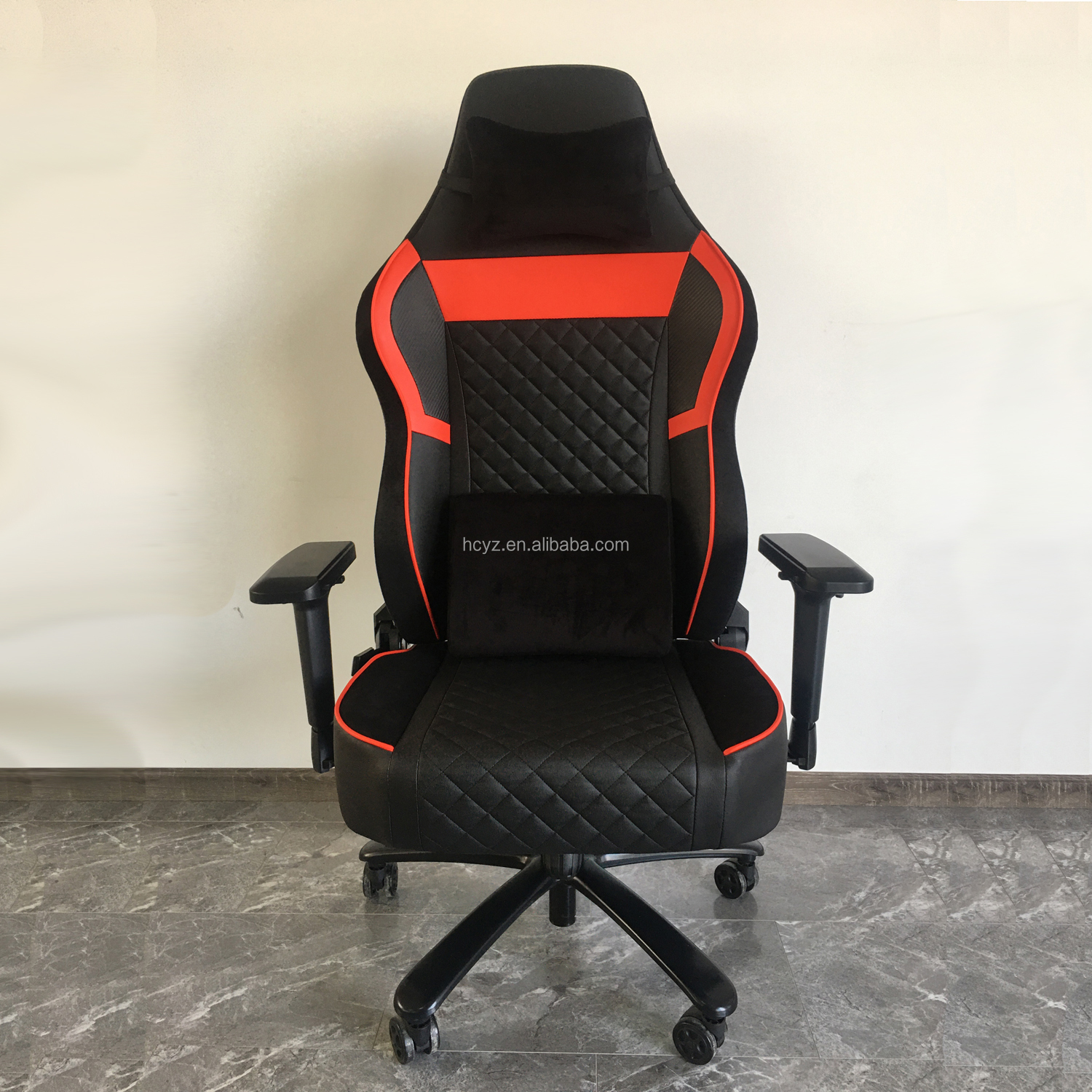Affordable E-sport Chair Luxury PU Leather for Comfortable and Stylish Gaming