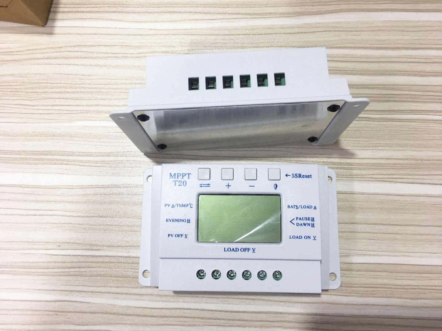 48V 12V 24V 20A 250 Watt Solar Panel Charge Controller With Advanced MPPT Technology
