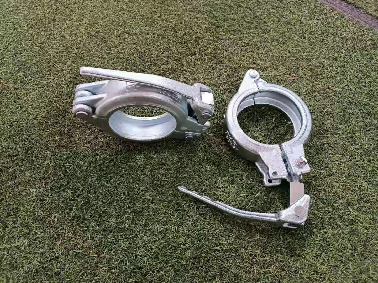 Heavy Duty Forged Concrete Pump Clamps 5 Inch Zinc Color Plated