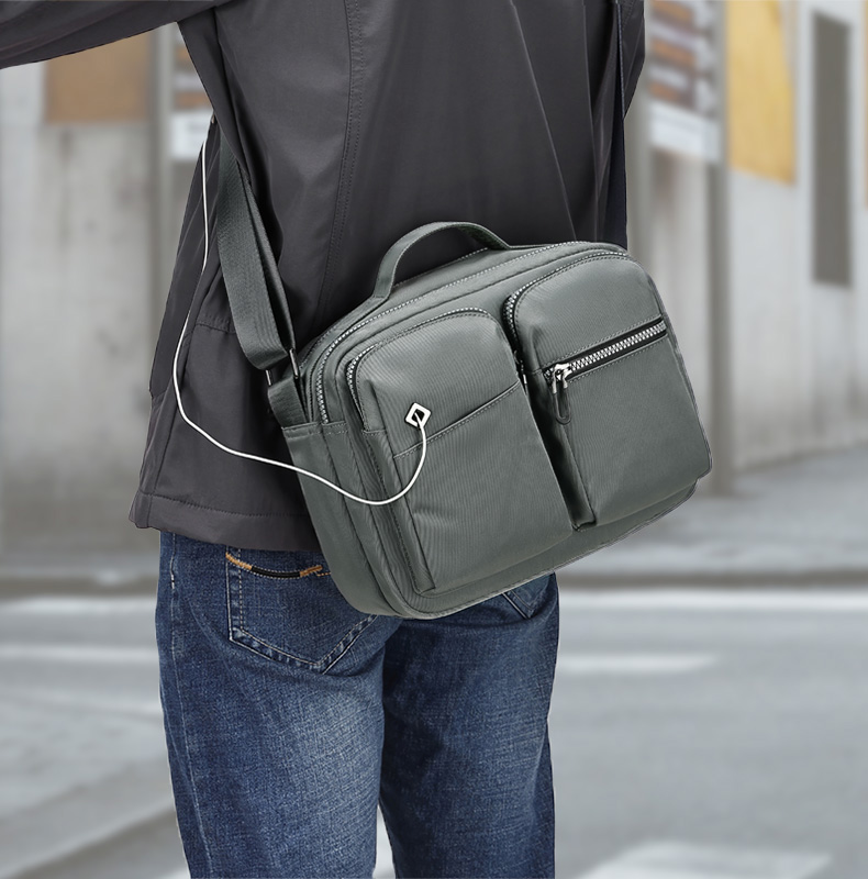 Factory wholesale custom large capacity casual hand bags crossbody bag for men sling messenger bags