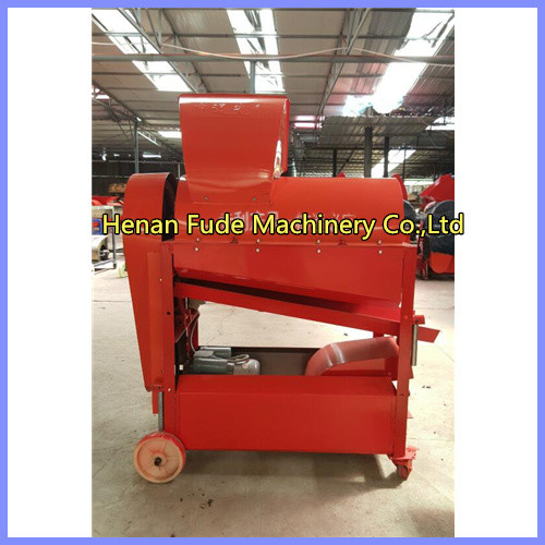 Chestnut shelling machine
