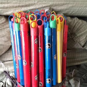 China Garden Straight Cut Top End 25mm Diameter Wooden Mop Handles on sale