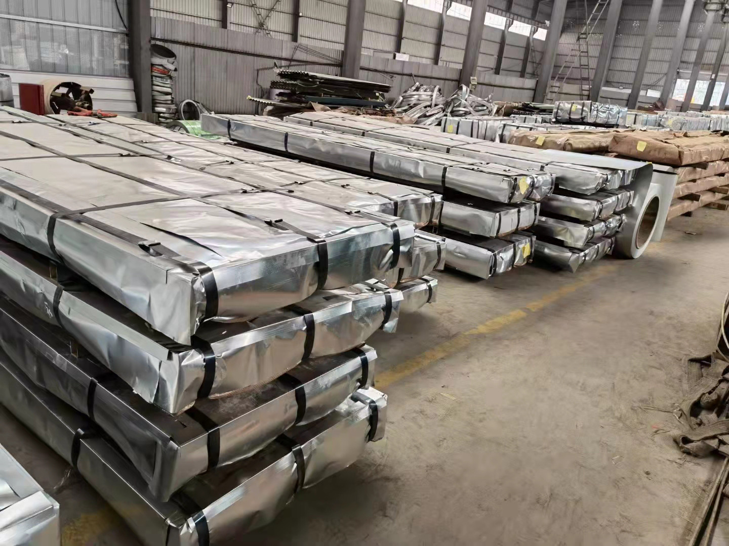Zinc Coated Galvanized Steel Sheet Coil Hot Dipped Galvanized Roofing Sheets