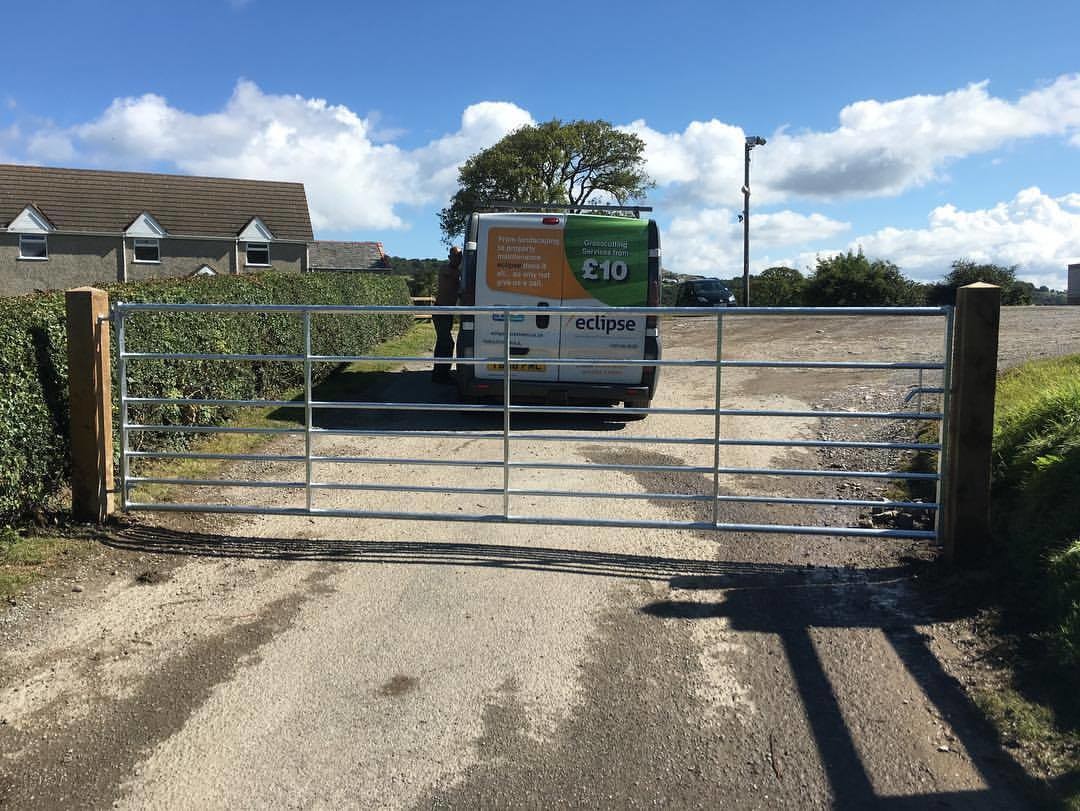 4ft General Purpose Metal Farm Gates Horse Cattle Sheep Yard Panels Victoria "