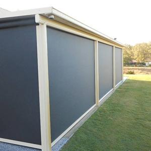 China Outdoor Waterproof 5000cm Pergola Zip Track Outdoor Blinds wholesale
