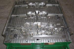 China Cold Core Box Aluminium Pressure Die Casting Mould Heat Treatment Surface wholesale
