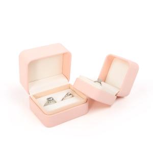 China Wholesale Jewellery Packaging Ring Box Custom Jewelry Packaging Luxury pink Leather jewelry double Ring Box for Wedding Engagement wholesale