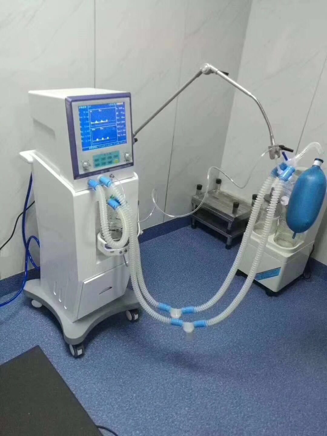 Ventilator breathing apparatus machine for hospital