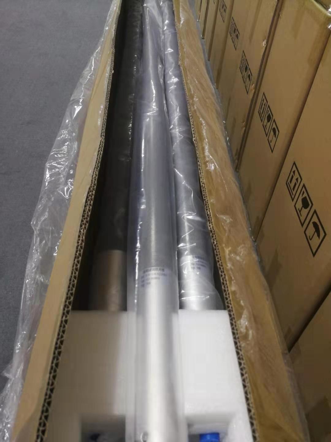 Customized Long 1.8m 3G 4G 5G Fiberglass Omnidirectional Antenna Waterproof WIFI Wireless Antenna