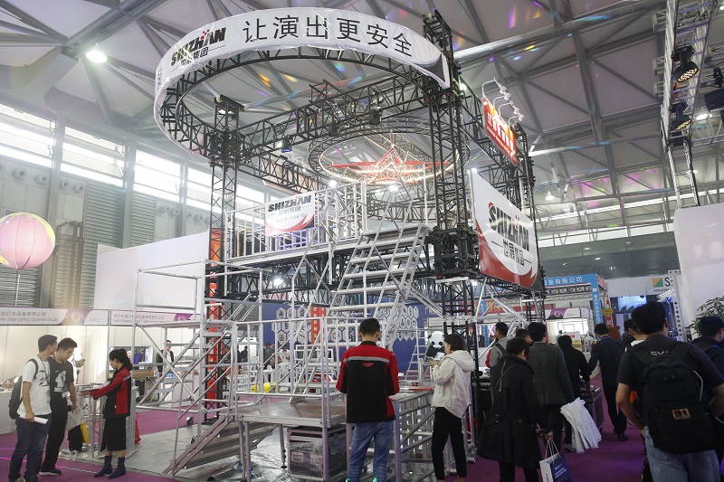 750kg/Sqm Mobile Portable Glass Stage Decoration Round For Wedding