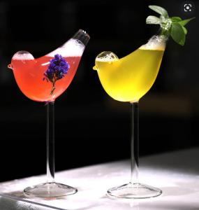 China Unique Transparent Bird Shape Juice Beverage Cocktail Glass Bottle 201-300ml For Bar Store wholesale
