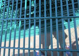 China Serried Horizontal Wire Fence wholesale