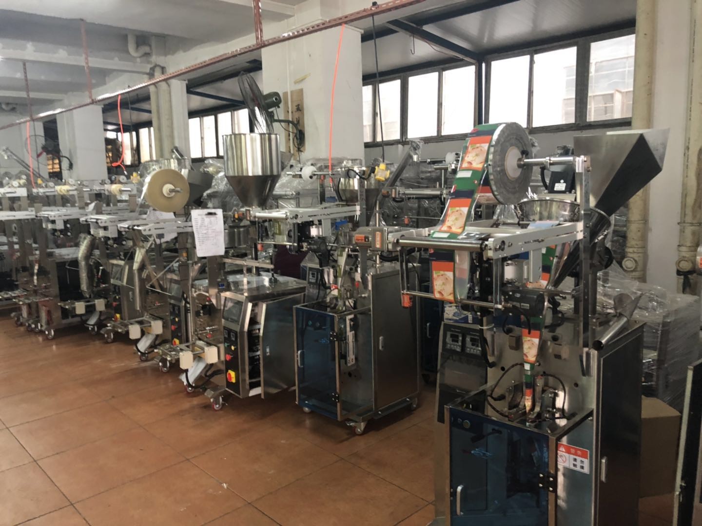 China supplier automatic ice pop ice candy ice lolly packing machine in business